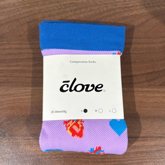 Heart Embroidered Clove Compressions Socks - Picture 1 of 2